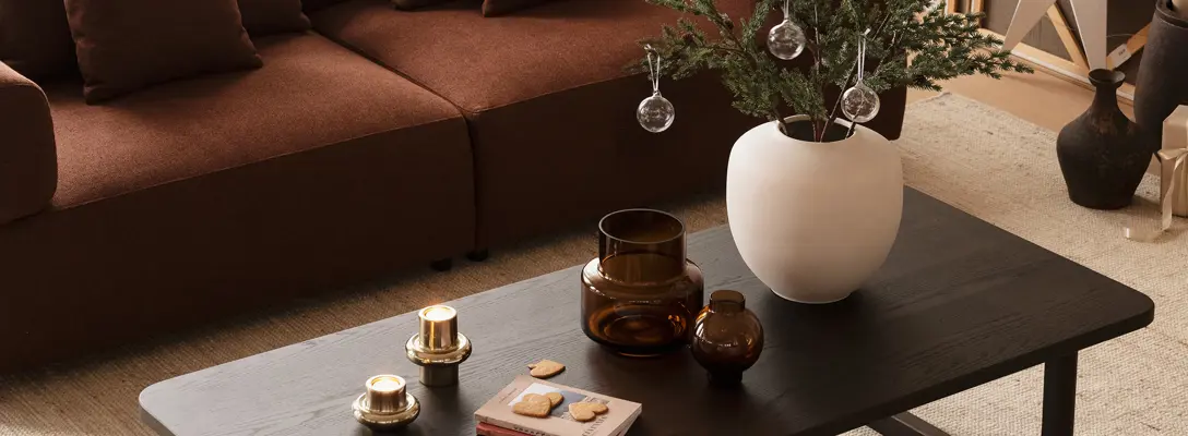 Driscoll brown falkner sofa red.